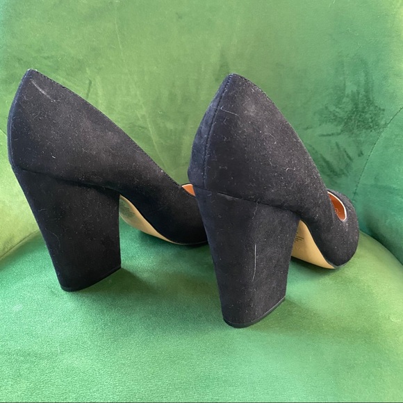 Black heels - Picture 3 of 4